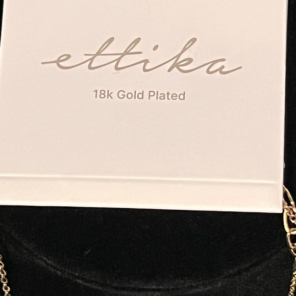 Elegant Gold Necklace with Blue Opal - Picture 3 of 3